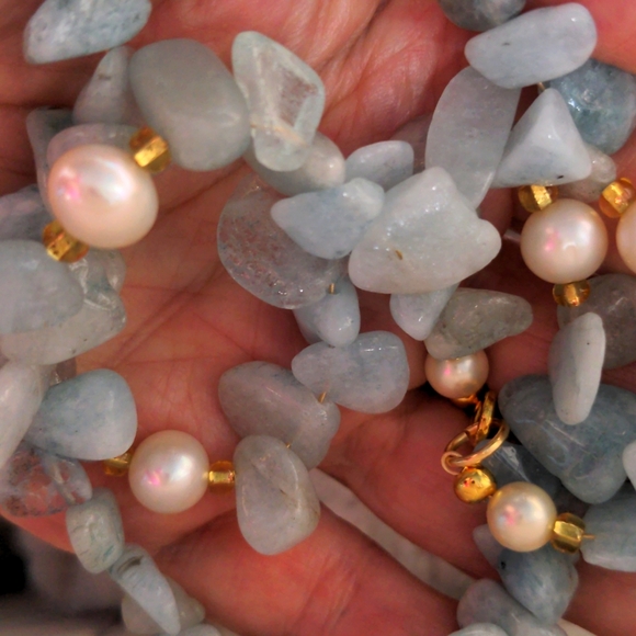 Genuine Aqua & pearl necklace.  New Handcrafted. 18 ". Gold accents - Picture 7 of 8